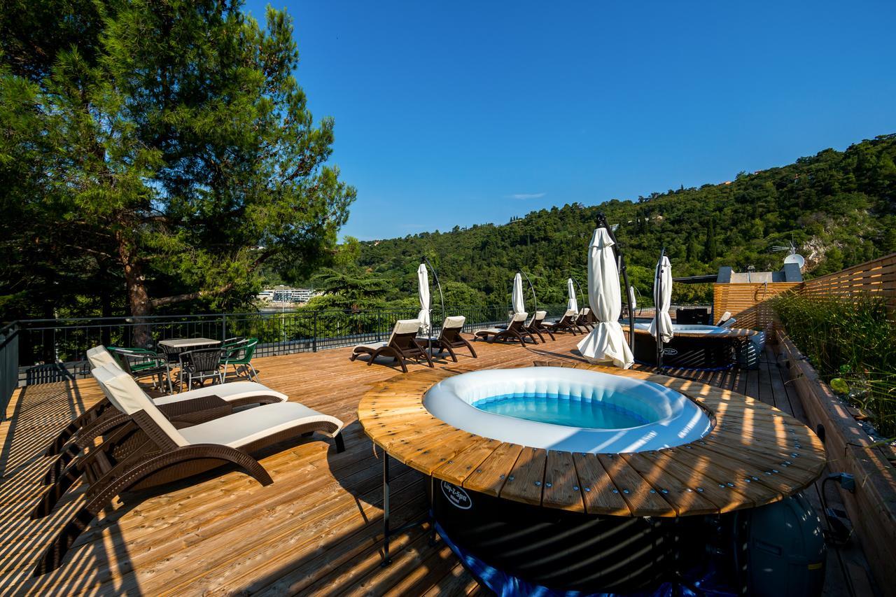 Apartments & Rooms Preelook Opatija Exterior foto