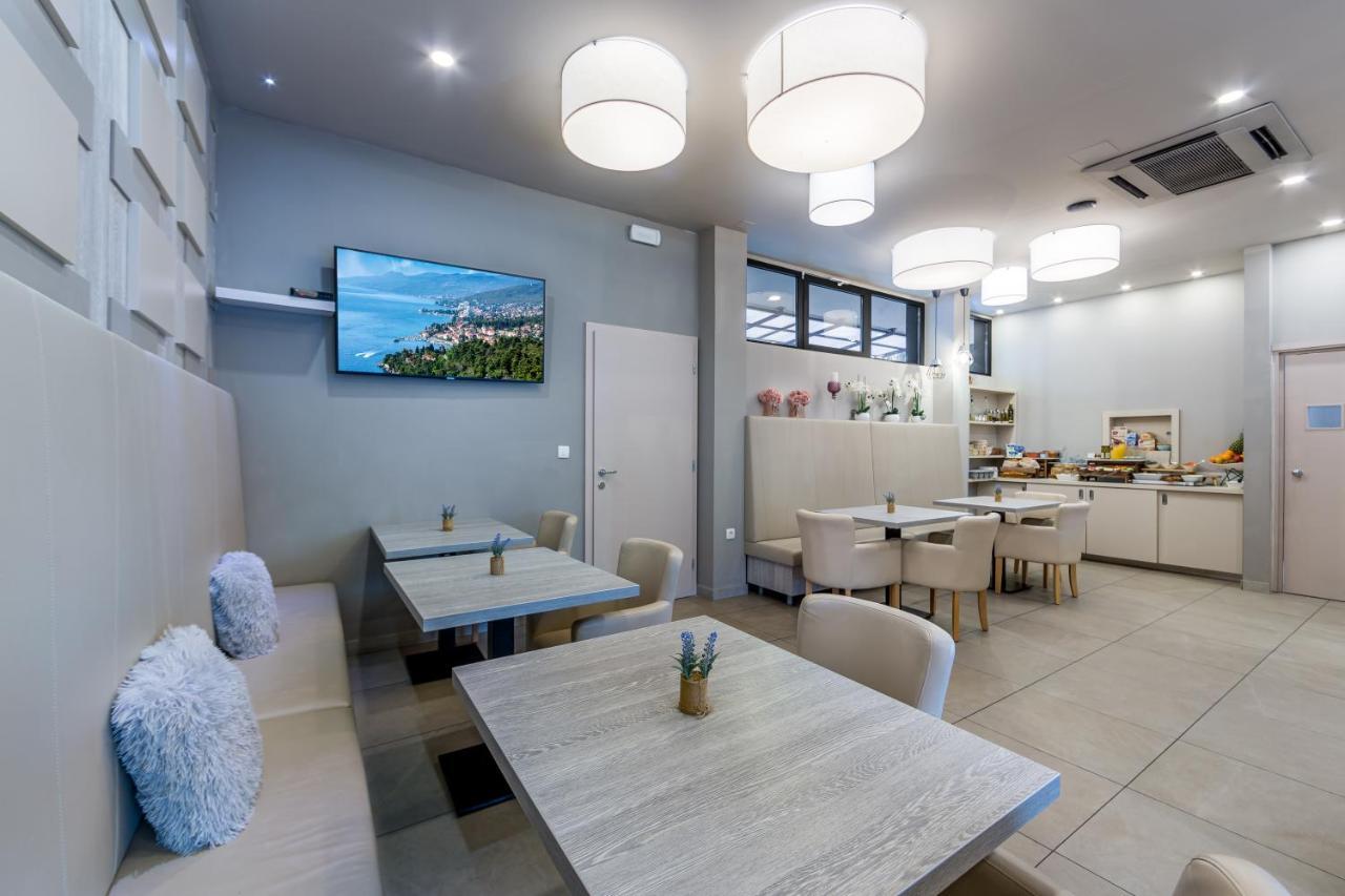 Apartments & Rooms Preelook Opatija Exterior foto
